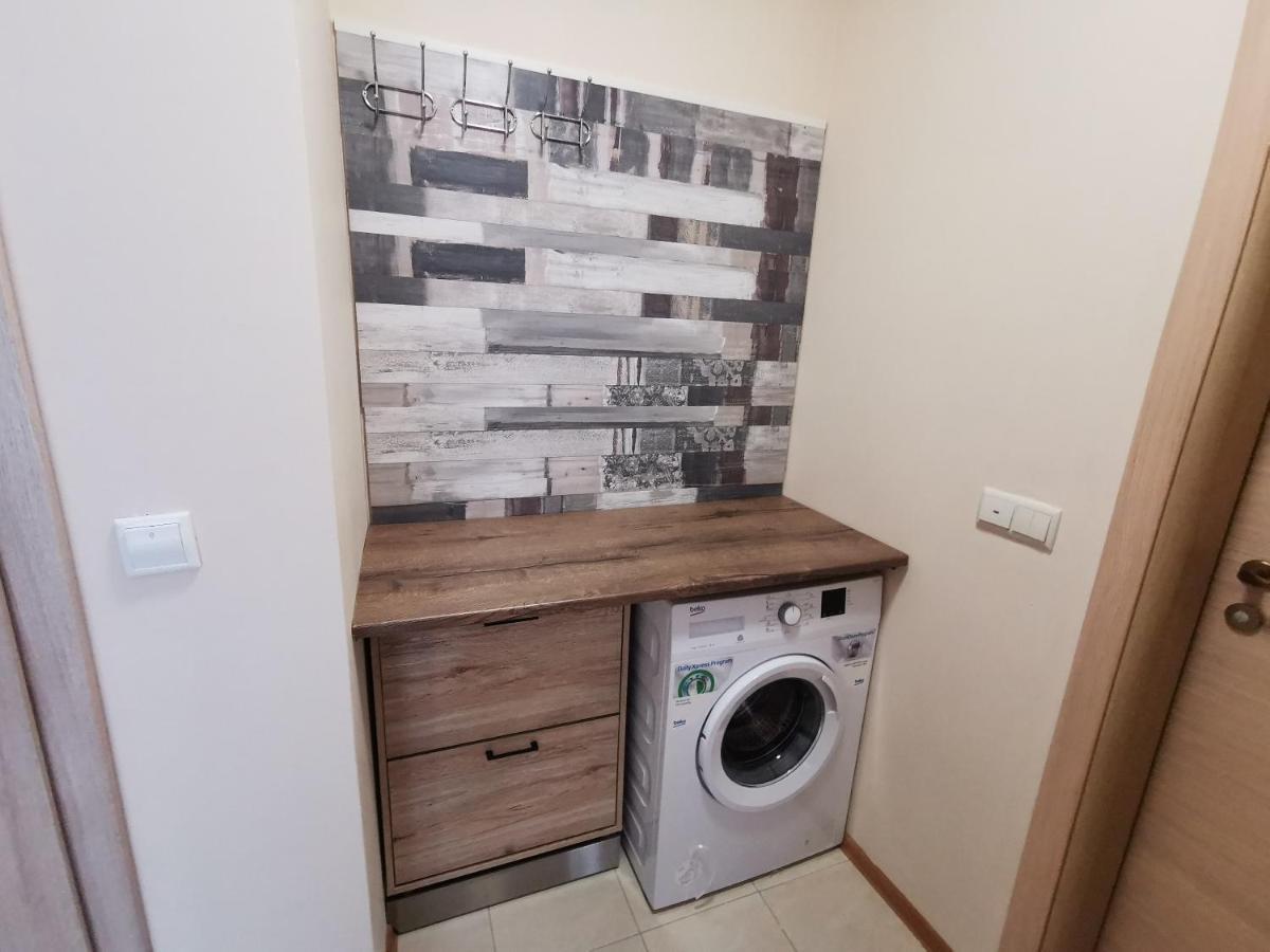 Къмпинг Градина - Апартамент С Две Спални В К-С Черноморска Звезда Apartamento Chernomorets Exterior foto